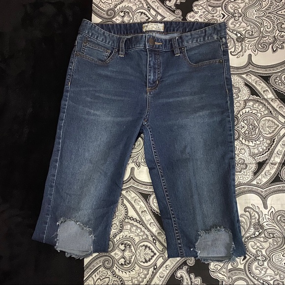 Free People Mid Rise Skinny Jeans - Picture 2 of 3